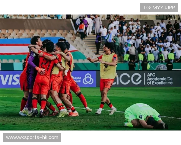 亚洲杯精彩集锦：历届经典瞬间与顶级球队对决回顾